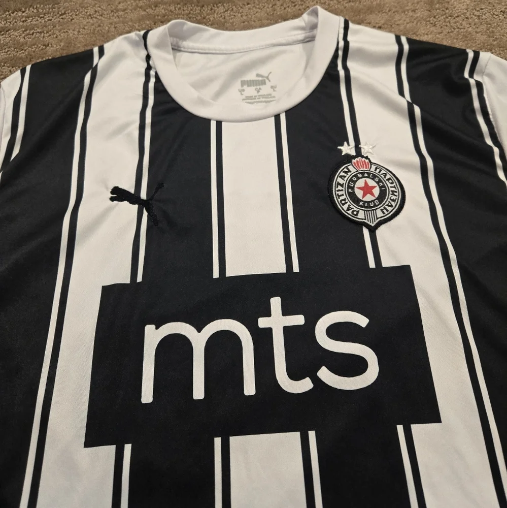 2023 Partizan Belgrade Soccer Jersey - Picture 3 of 5
